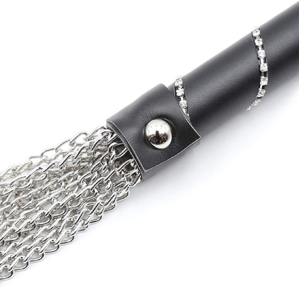 Naughty Toys flogger whip with metal chain tails 55 cm - image 2