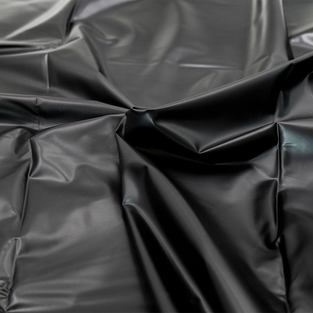 Double Black Vinyl BedSheet protective cover 2 X 2,20 m - image 2
