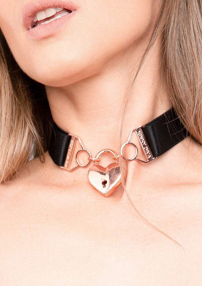 Kinky Diva necklace collar with a heart charm O/S Κύρια εικόνα προϊόντος