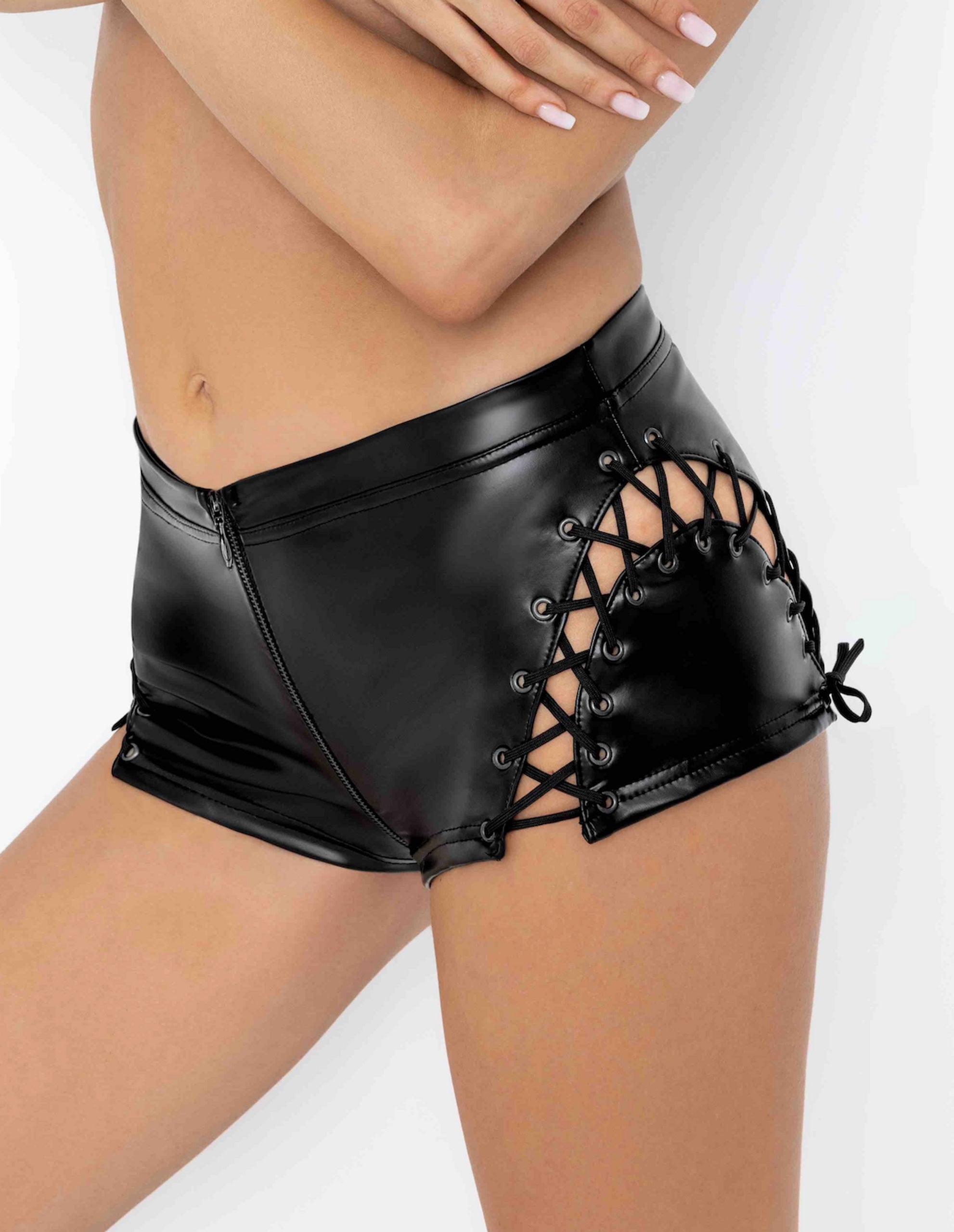 Noir handmade Powerwetlook shorts with lace accents