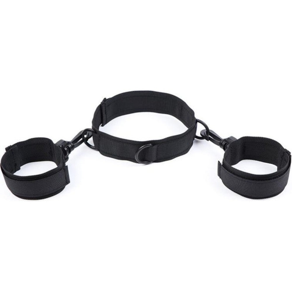 NAUGHTY TOYS Nylon collar with Wrist Restraints