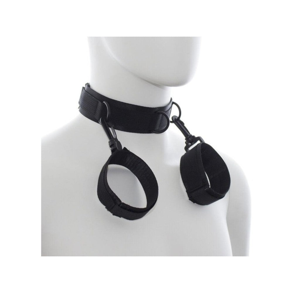 NAUGHTY TOYS Nylon collar with Wrist Restraints - image 2