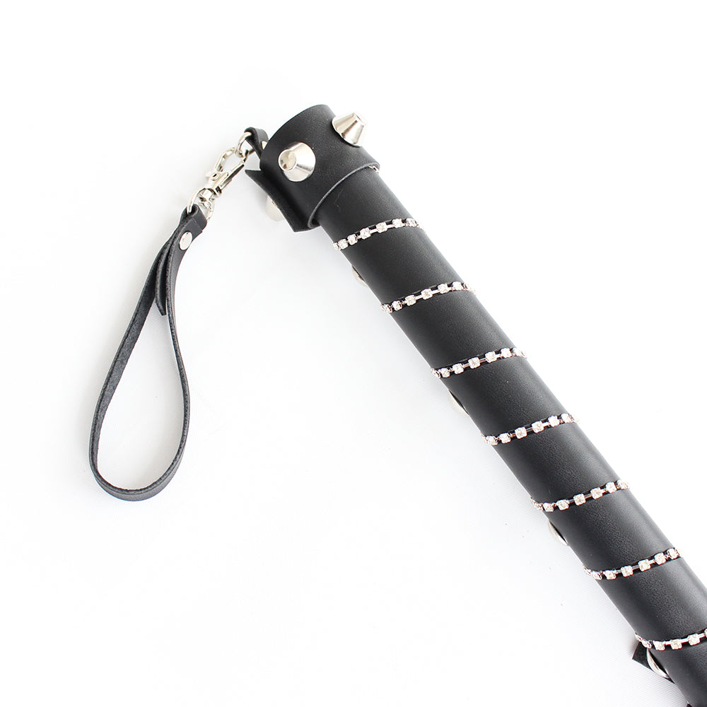 NAUGHTY TOYS Bondage flogger with Rhinestone wrapped handle - image 4