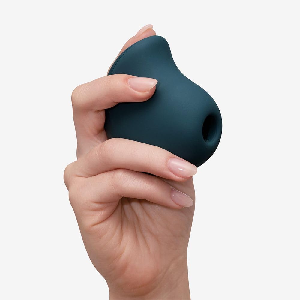 Fun Factory Mea Clitoral Suction Vibe Green